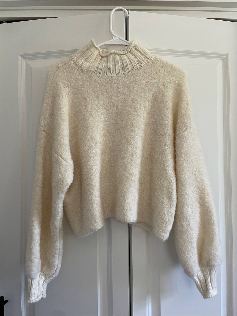 American Eagle Outfitters Cream Mock Neck Turtleneck Sweater
